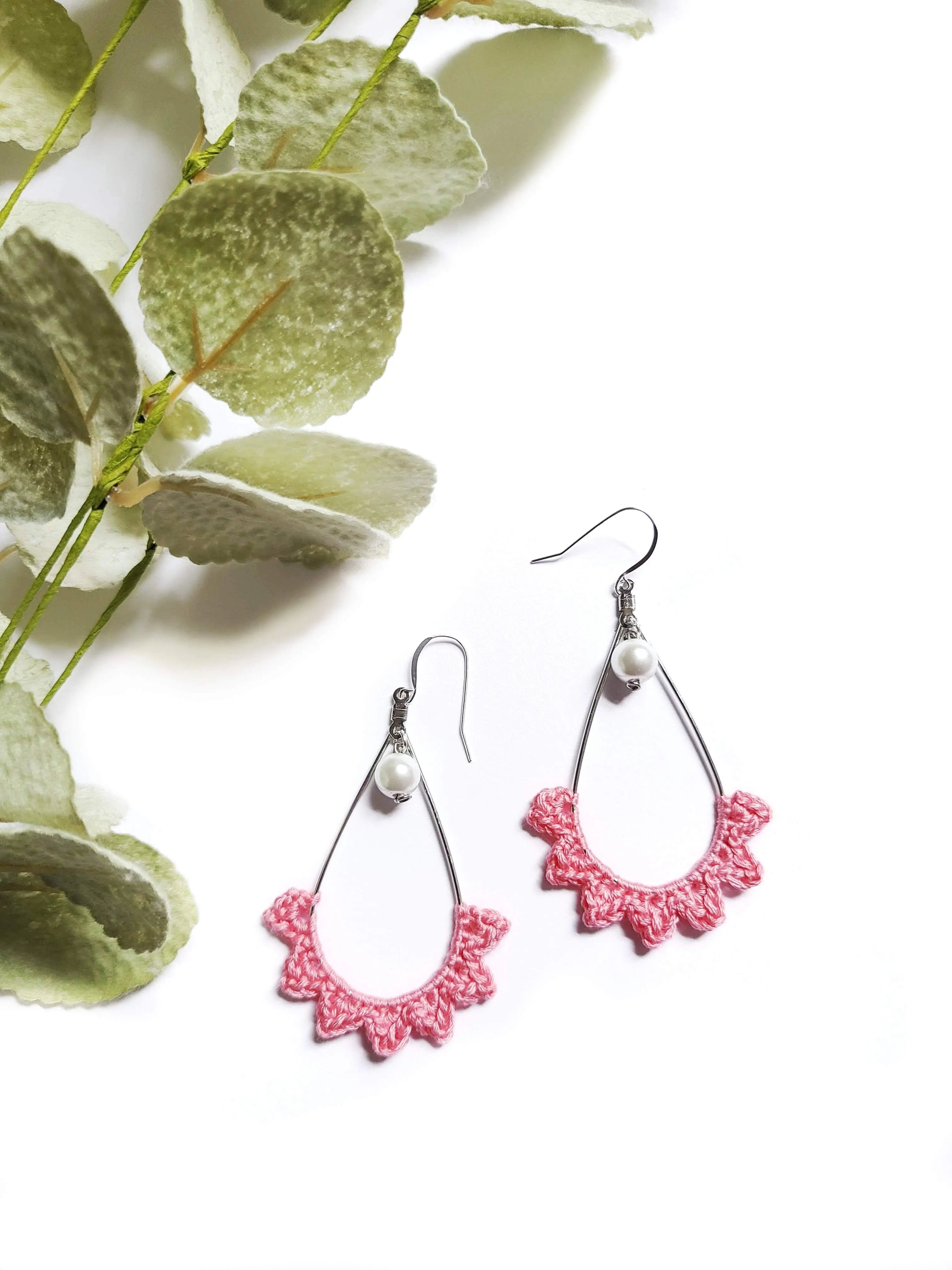 Tear drop Pearl Burst Earrings